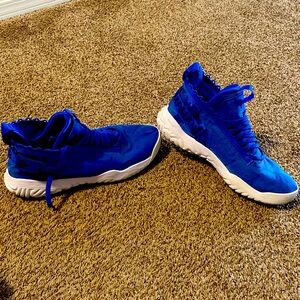 Jordan Proto-React Blue/white size 14